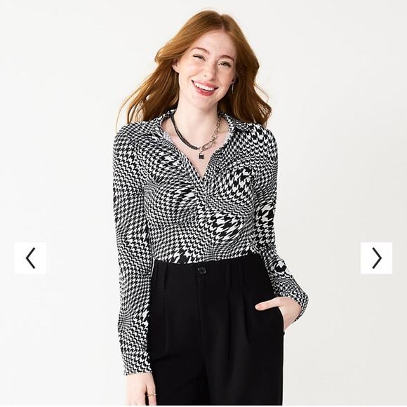 SO Women's Long Sleeve Bodysuit Size Medium Swirled Collared Funky Retro - Picture 2 of 10